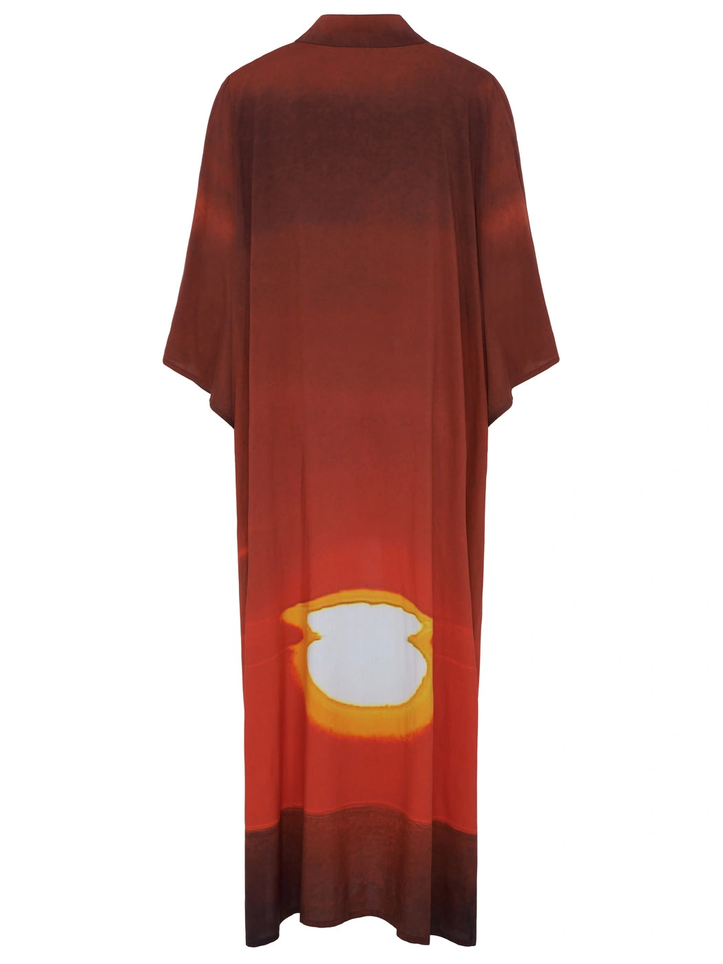 Marcel Ostertag Damen-Kaftankleid mit Sonnenuntergang-Print in Braun, Rostrot und Orange, Rückansicht.