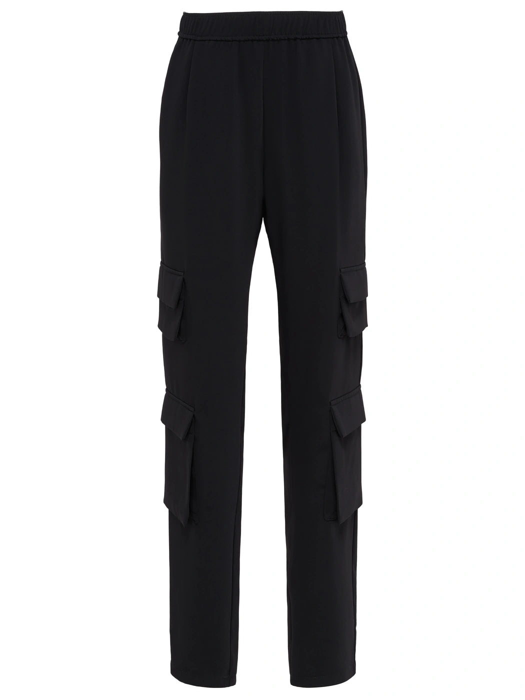 Marcel Ostertag Unisex-Cargohose in Schwarz, elastischer Bund, angesetzte Bundfalten und seitliche Cargotaschen, Vorderansicht.